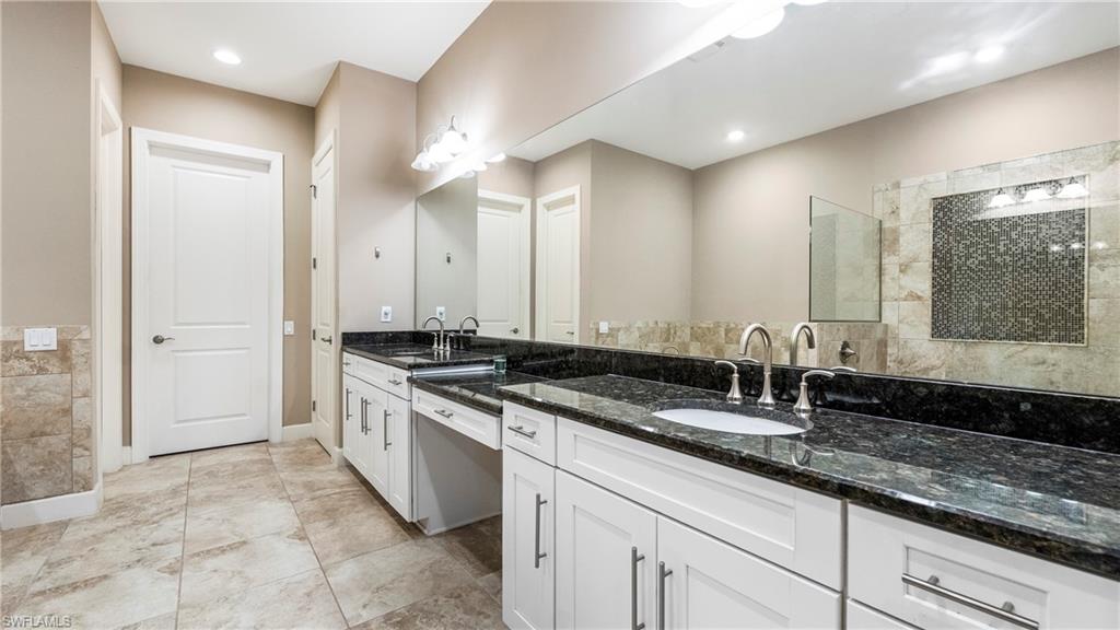 ESPLANADE AT HACIENDA LAKES - Residential