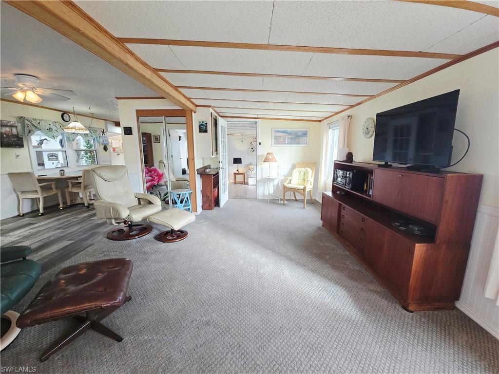 ENCHANTING ACRES MOBILE HOME - Residential