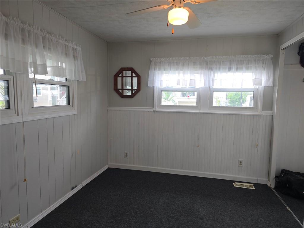 ENCHANTING ACRES MOBILE HOME - Residential