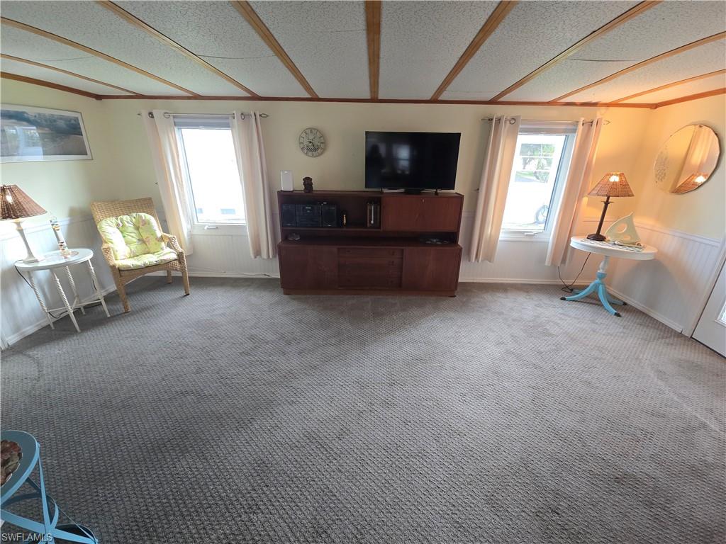 ENCHANTING ACRES MOBILE HOME - Residential