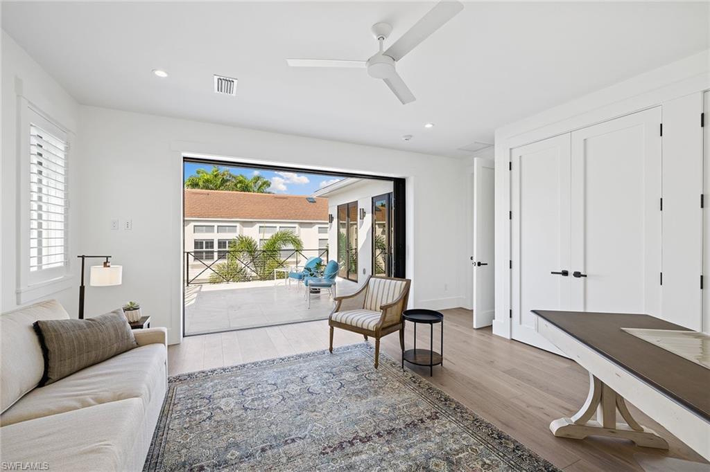 OLDE NAPLES - Residential