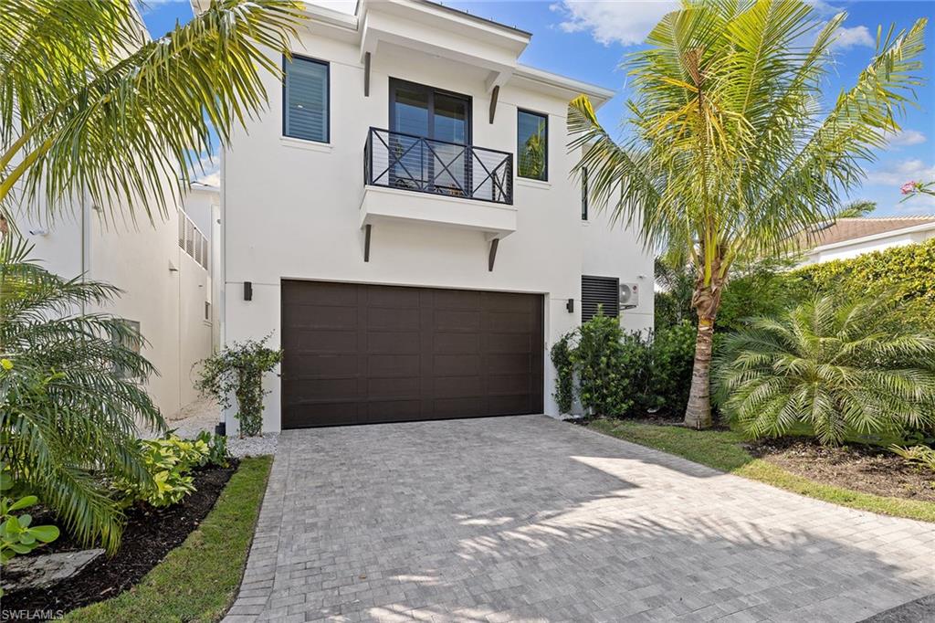 OLDE NAPLES - Residential