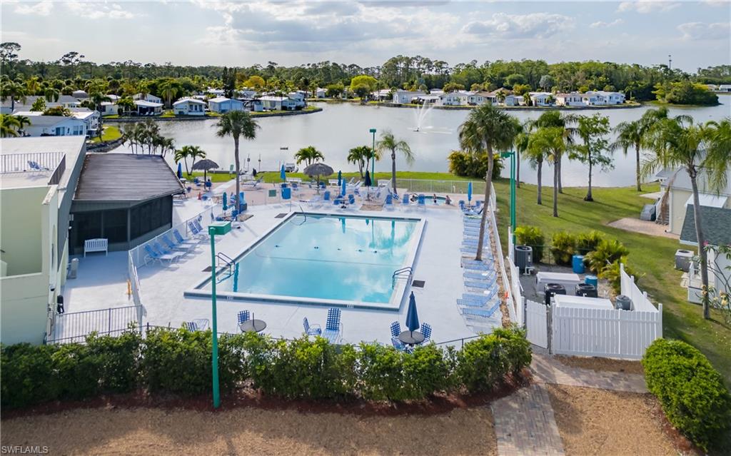 CORKSCREW WOODLANDS - Residential