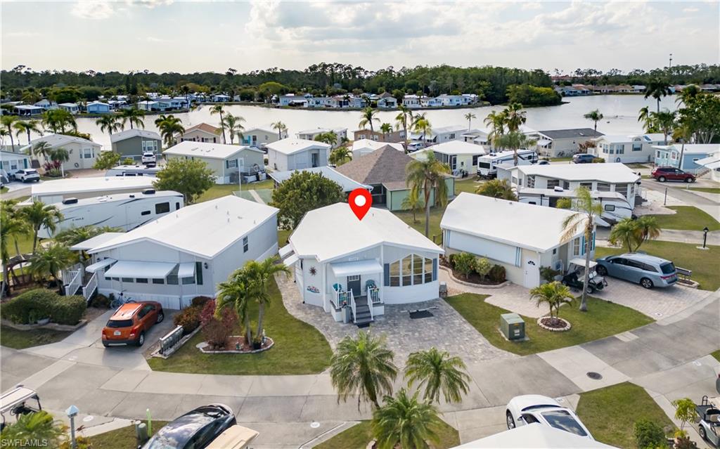 CORKSCREW WOODLANDS - Residential