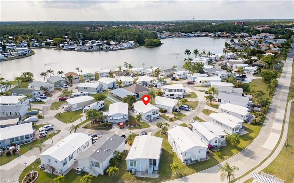 CORKSCREW WOODLANDS - Residential