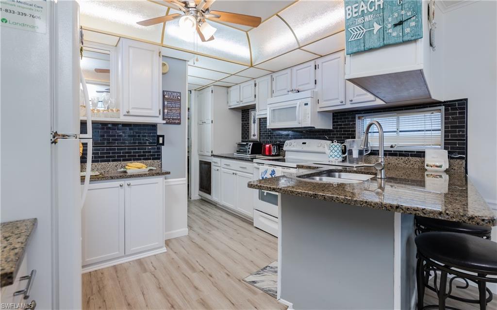 CORKSCREW WOODLANDS - Residential