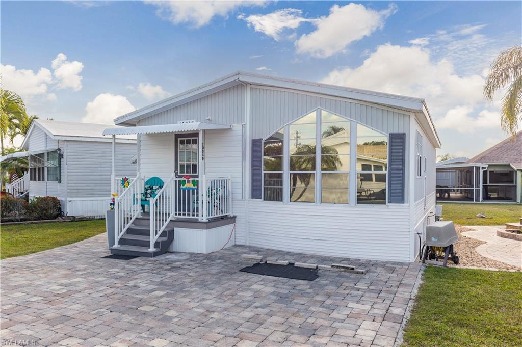 CORKSCREW WOODLANDS - Residential