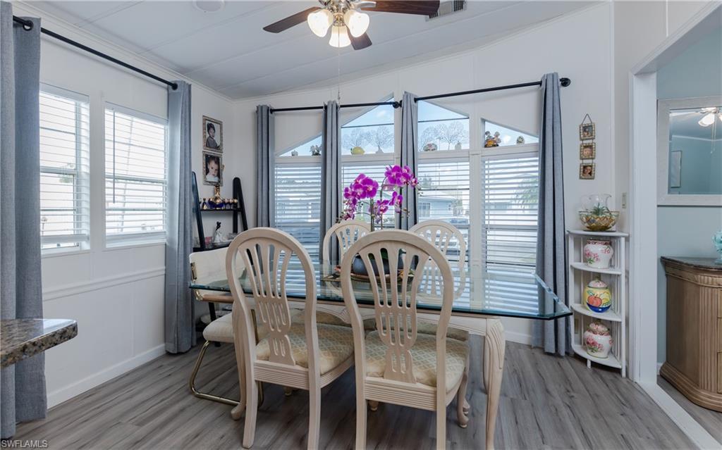 CORKSCREW WOODLANDS - Residential