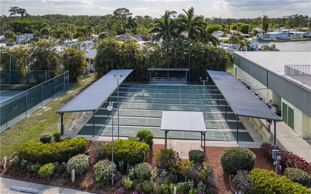 CORKSCREW WOODLANDS - Residential