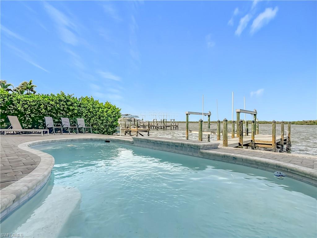 MCPHIE PARK - Residential