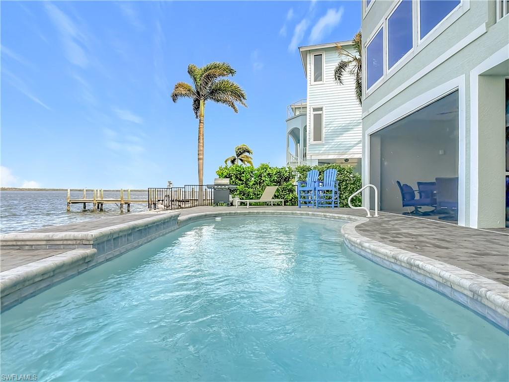 MCPHIE PARK - Residential