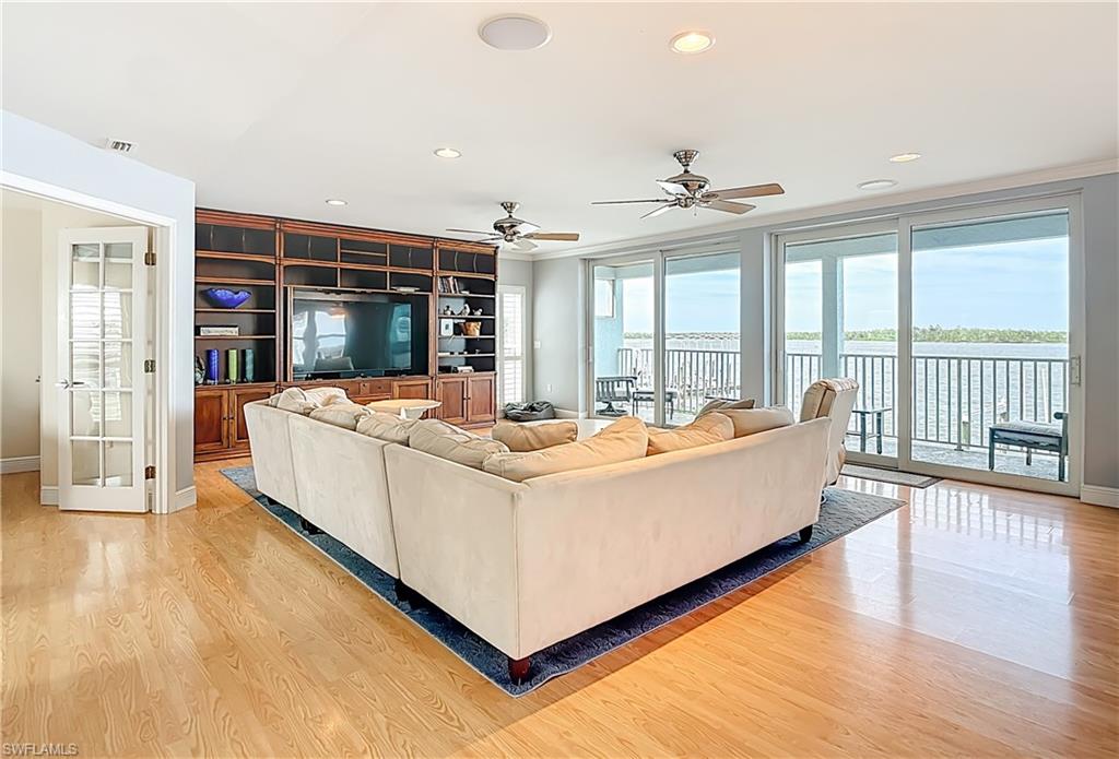 MCPHIE PARK - Residential