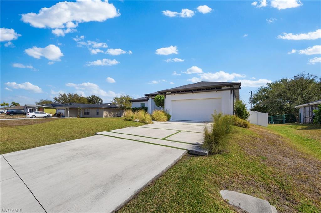 CAPE CORAL - Residential