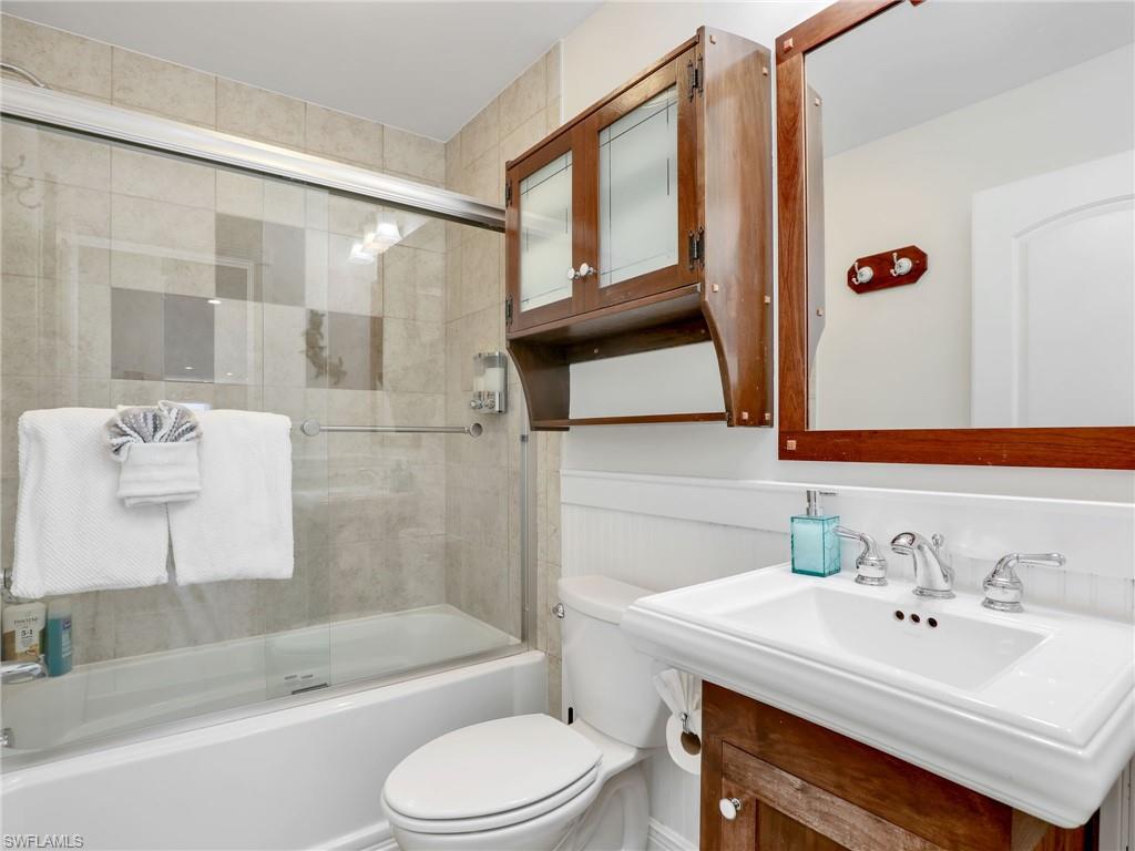 WESTLAKE - Residential