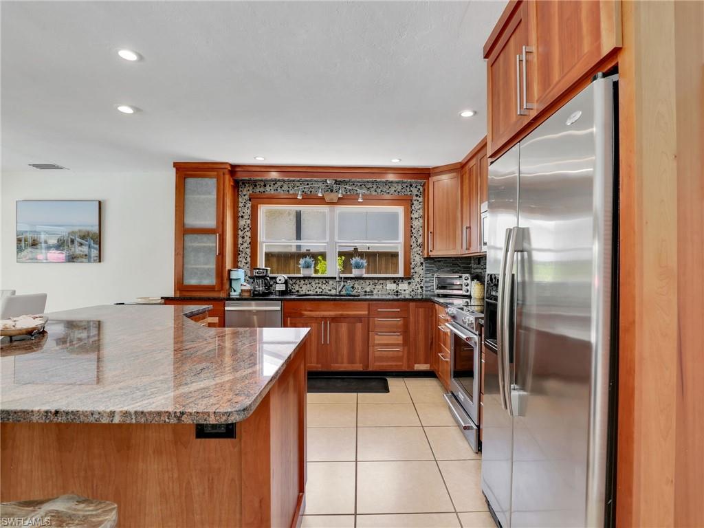 WESTLAKE - Residential