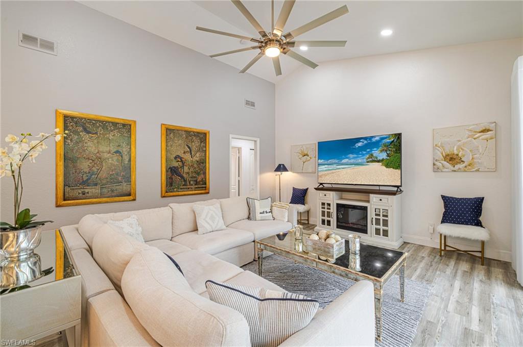 BRIARWOOD - Residential