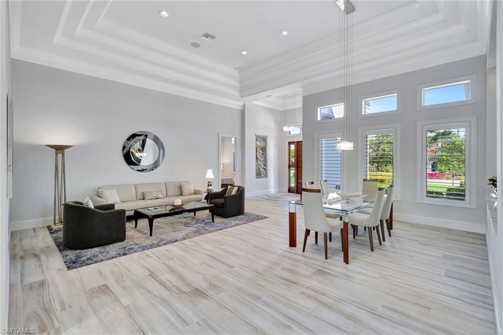 PARK SHORE - Residential