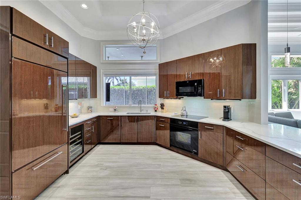 PARK SHORE - Residential