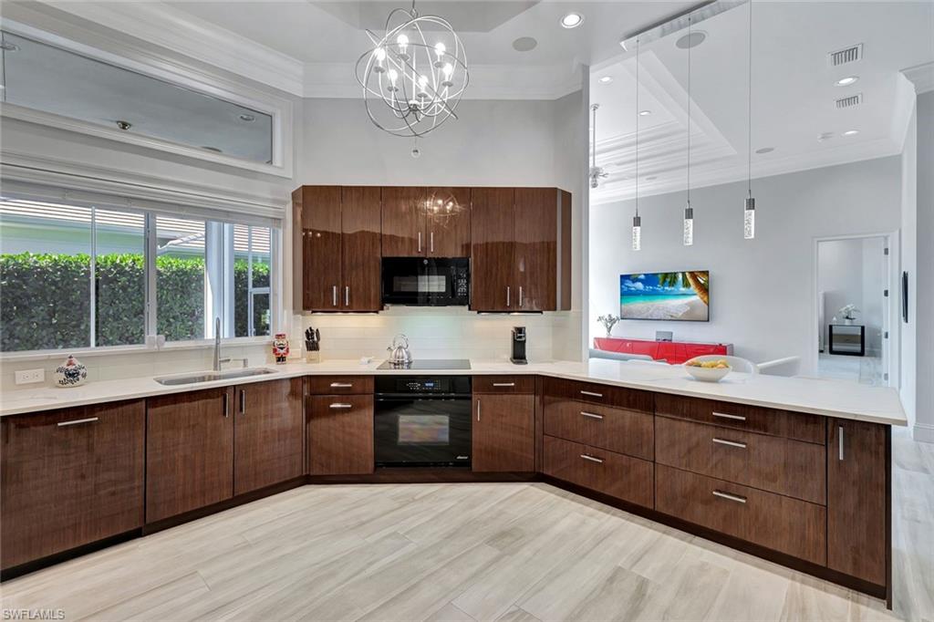 PARK SHORE - Residential