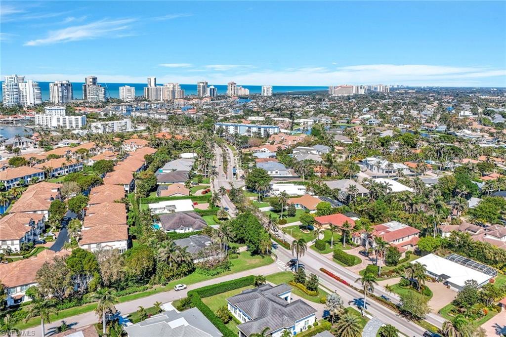 PARK SHORE - Residential