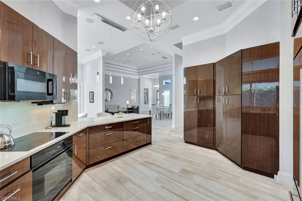 PARK SHORE - Residential