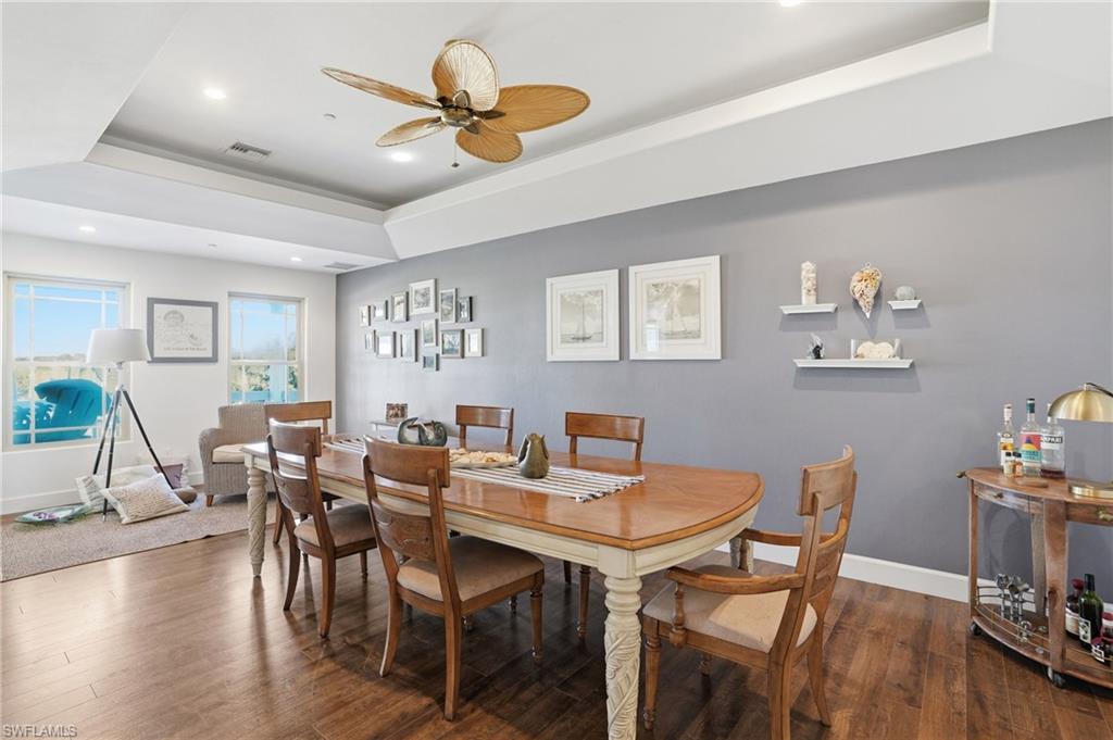 CHARLOTTE SHORES - Residential