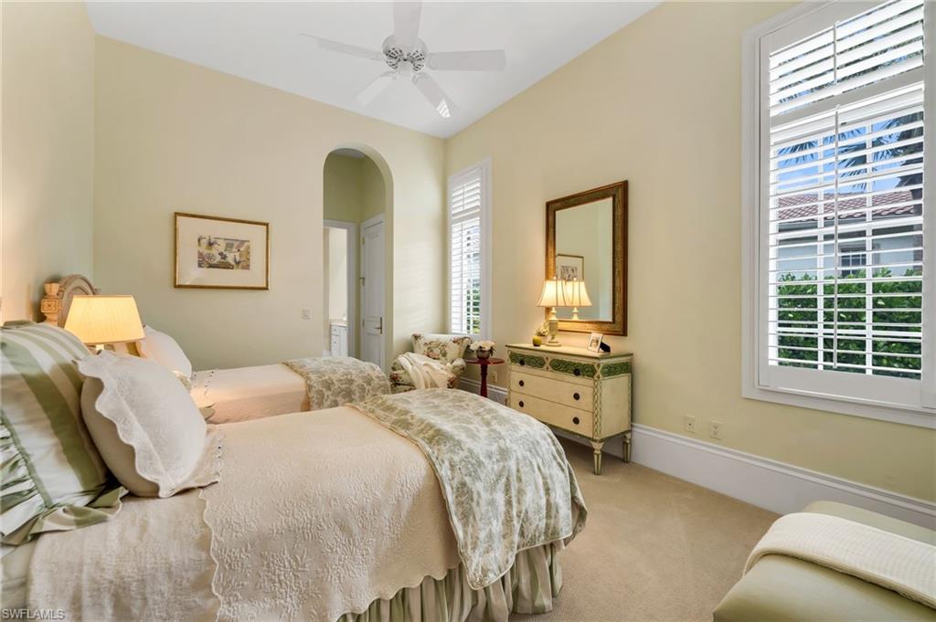 ISLA VISTA - Residential