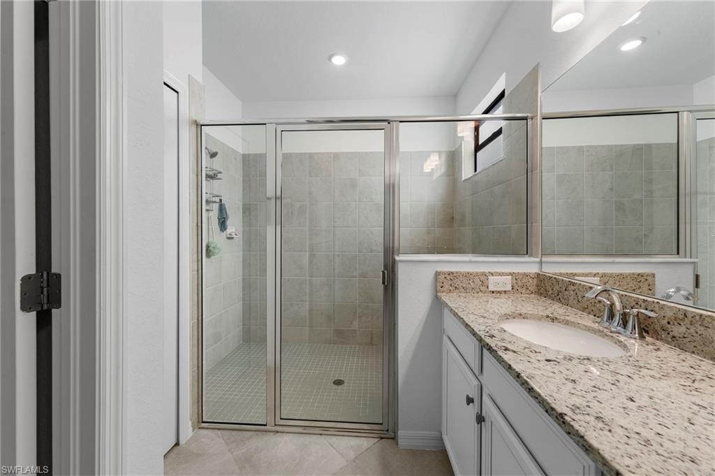 PORTICO - Residential