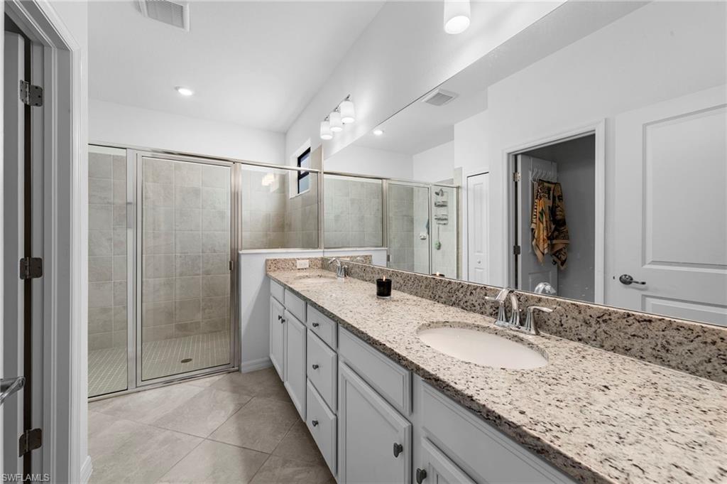 PORTICO - Residential