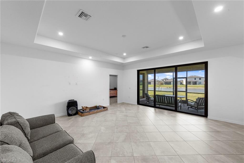 PORTICO - Residential