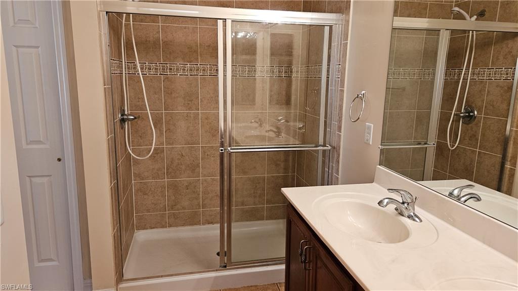 VISTANNA VILLAS - Residential