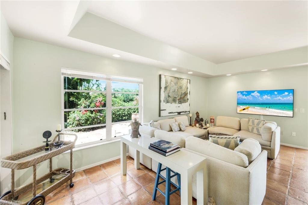 NAPLES BATH AND TENNIS CLUB - Residential