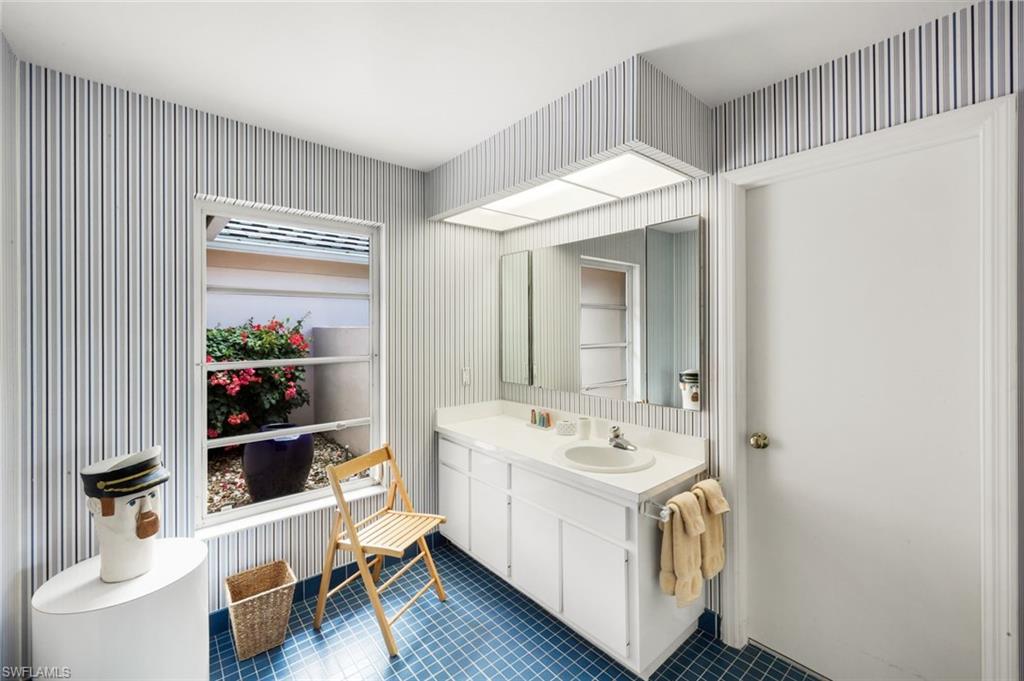 NAPLES BATH AND TENNIS CLUB - Residential