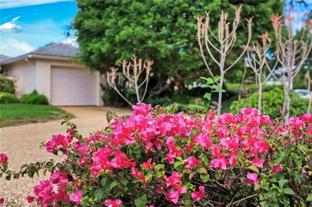 Photo of 330 BALD EAGLE DR #2, NAPLES, FL 34105 (MLS # 226014186)