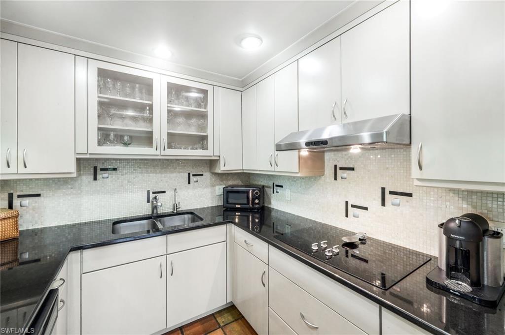 NAPLES BATH AND TENNIS CLUB - Residential