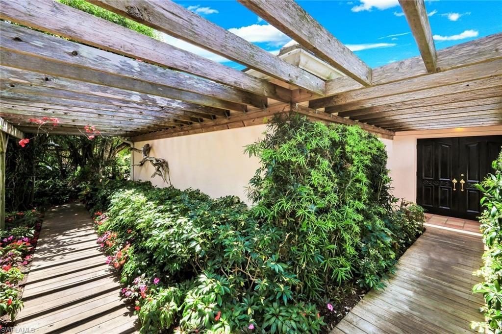 NAPLES BATH AND TENNIS CLUB - Residential