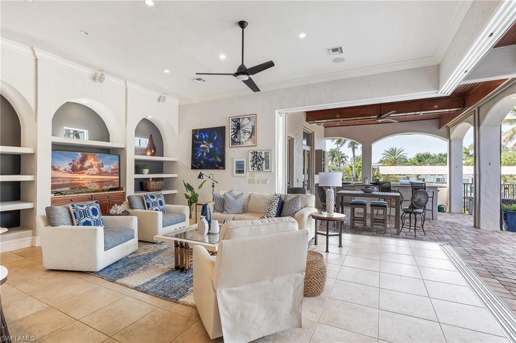 INTRACOASTAL HARBOUR - Residential