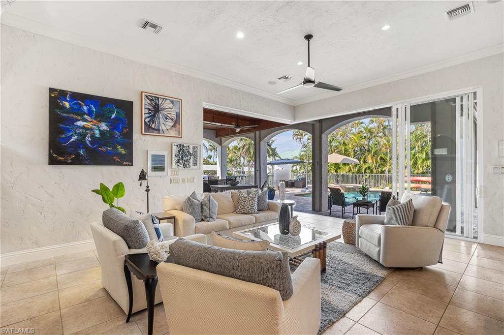 INTRACOASTAL HARBOUR - Residential