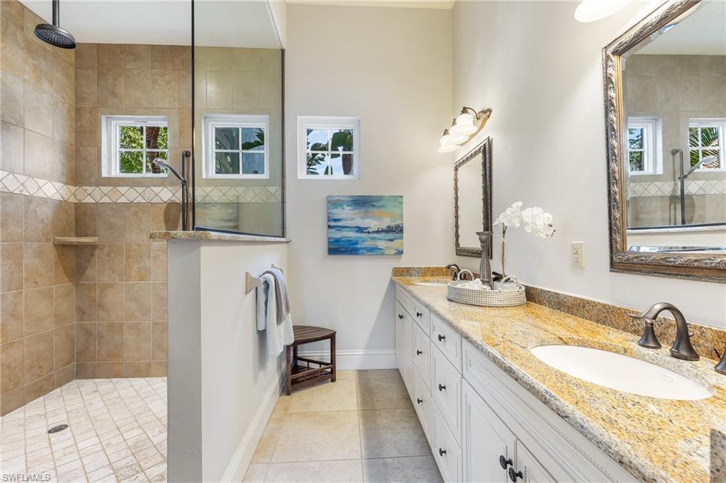 INTRACOASTAL HARBOUR - Residential