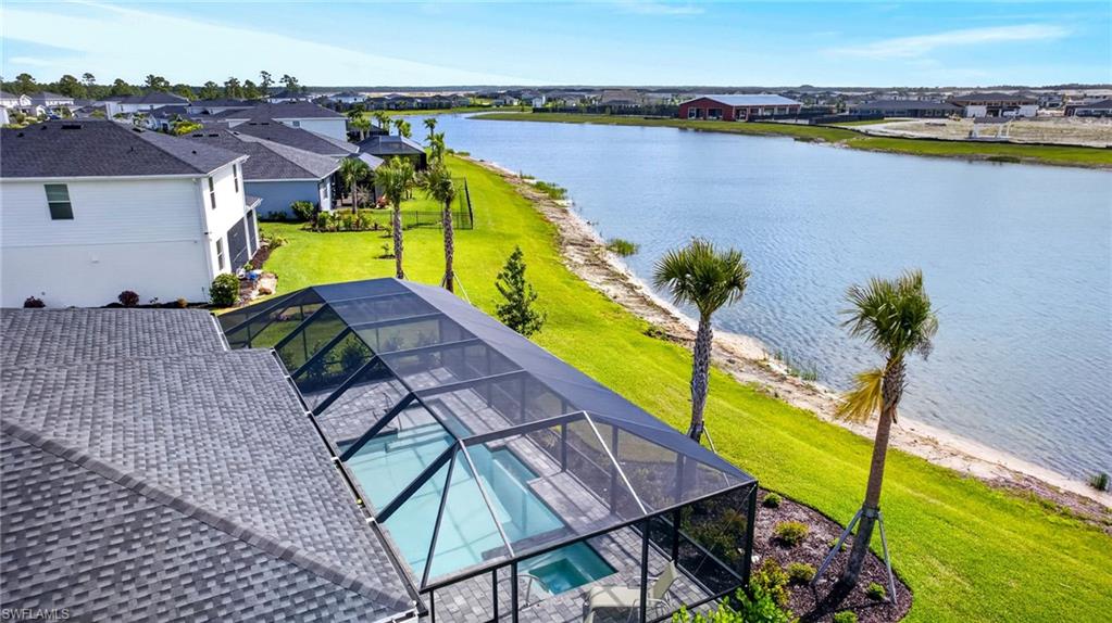 TUCKERS COVE - Residential