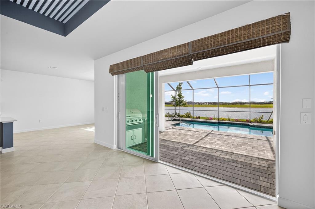 TUCKERS COVE - Residential
