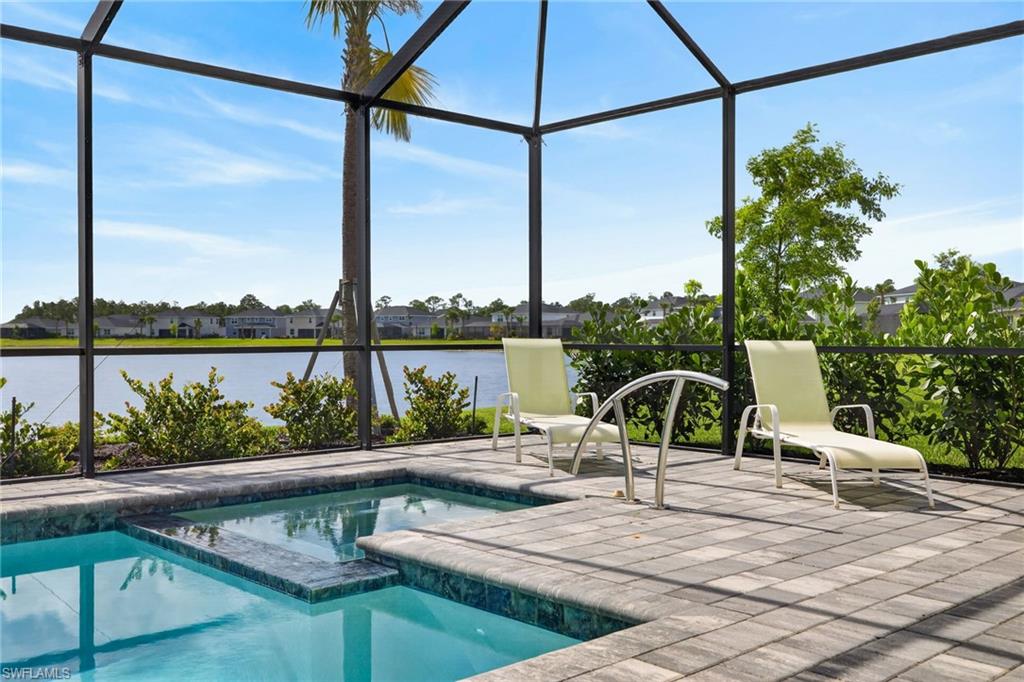 TUCKERS COVE - Residential