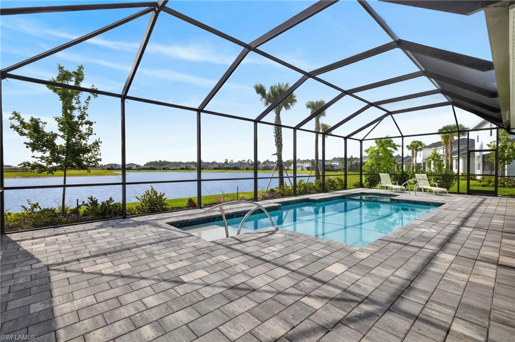 TUCKERS COVE - Residential