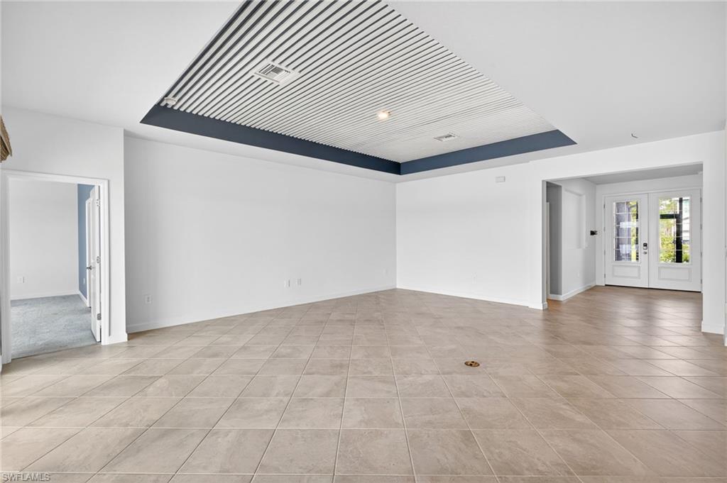 TUCKERS COVE - Residential
