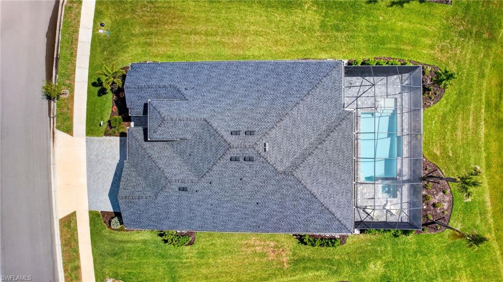 TUCKERS COVE - Residential