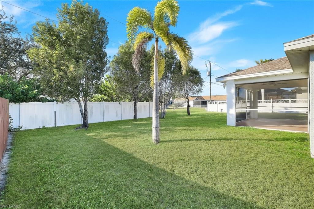 CAPE CORAL - Residential