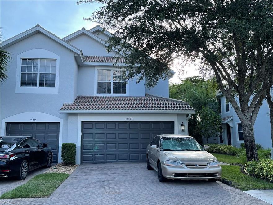 Exclusive Milano town home, A MUST SEE! move in ready property featuring 3 bedrooms, 2 bathrooms with an open concept, 2 car garage, a private screened in patio. Build by Pulte Homes. This highly desirable townhome is located inside the MILANO community offering a large variety of amenities such as community pool and spa, tennis courts, basketball court, BBQ areas, dog park and much more... Great amenities, and a great price. Perfectly located in North Naples near Luxury Golf Communities such as Mediterra, Talis Park, and Tiburon. Only 9 min. to the beach. 
This Gem will not last long!!!