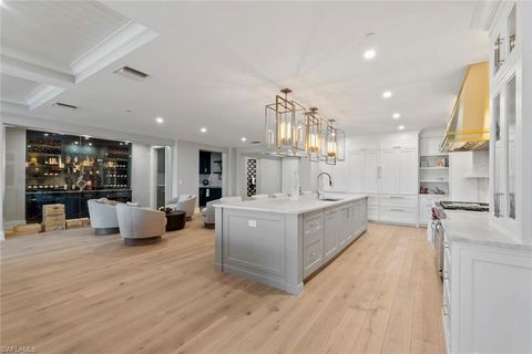 1820 Gulf Shore BLVD N 302-303 NAPLES FL 34102