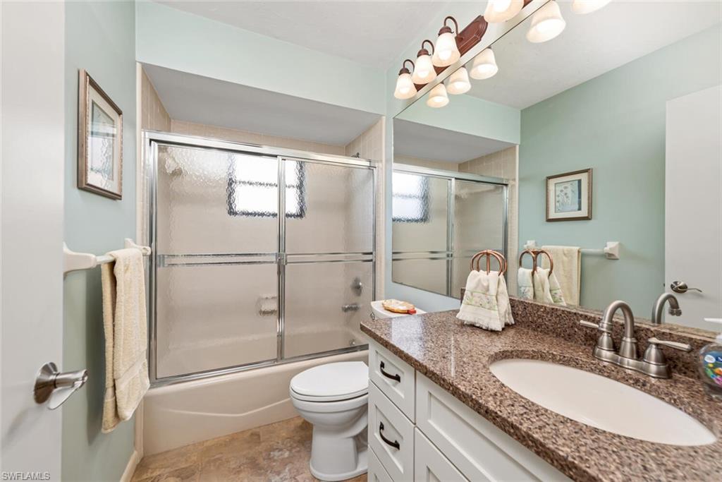 KINGS LAKE - Residential