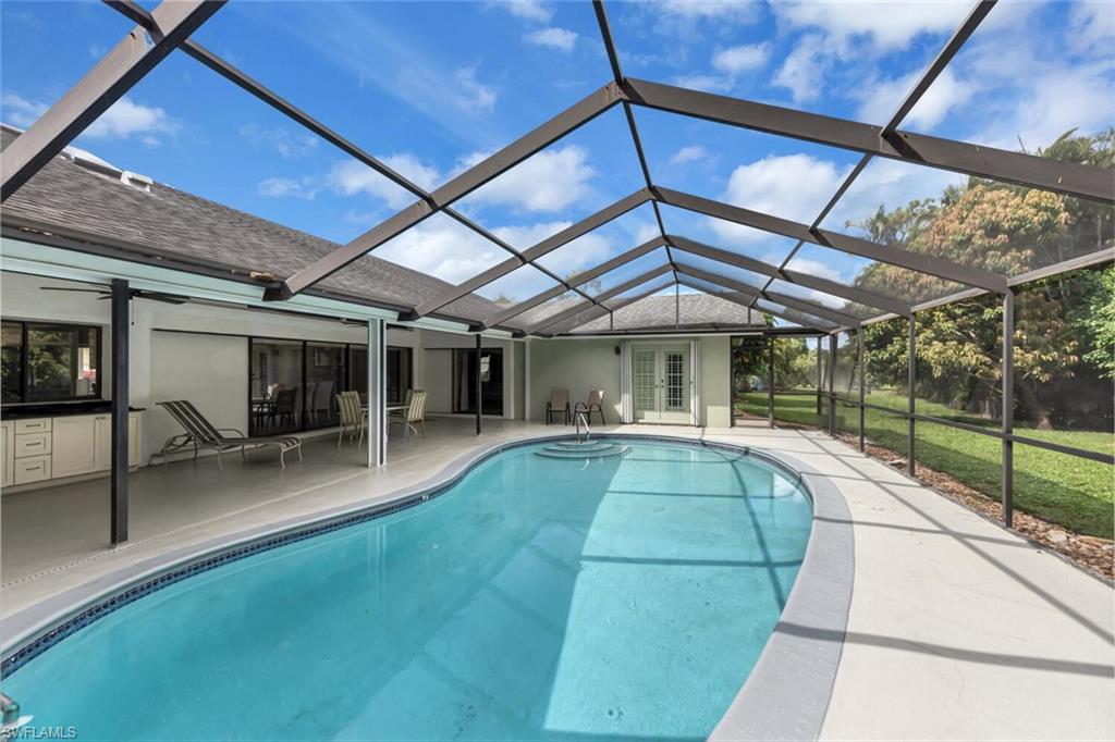 KINGS LAKE - Residential